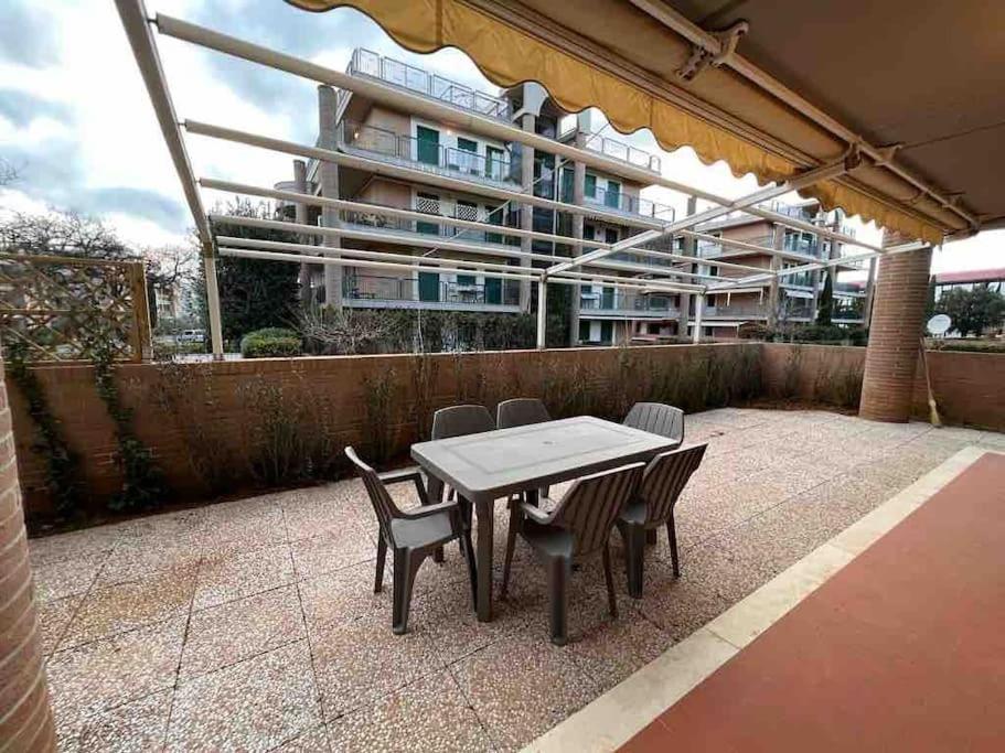 Appartamento Tranquillo Con Patio E Piscina La Caduta Exterior photo